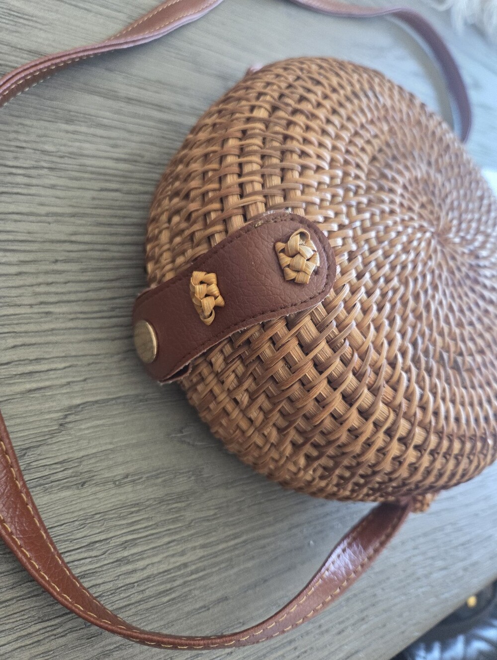 Woven Round Rattan Crossbody Bag - Brown